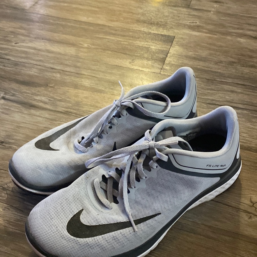 Mens nike shoes